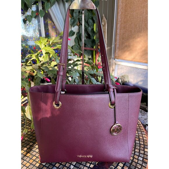 MICHAEL KORS Walsh Multifunctional Medium Tote In Merlot NWOT - Picture 2 of 12